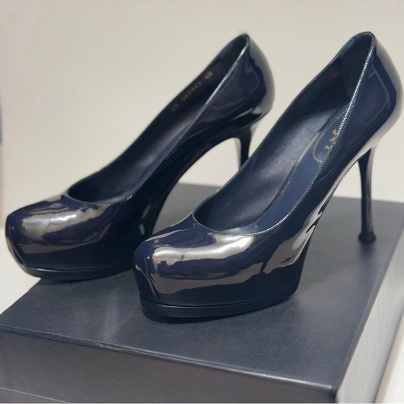 SAINT LAURENT Tribtoo 80 Patent Navy Blue Leather Heel Round Toe Pumps Size 40 - Picture 1 of 16
